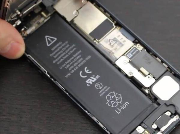 wzatv:【j2开奖】iPhone 8大爆料，电池将多用半天！
