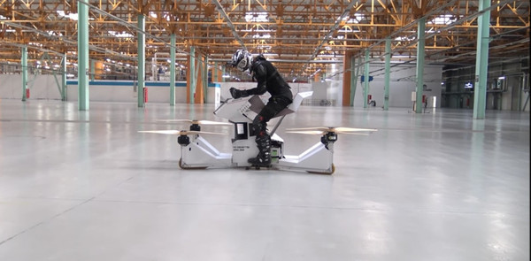 【j2开奖】俄罗斯 Hoversurf 公司打造了一款可以载人的无人机：Scorpion