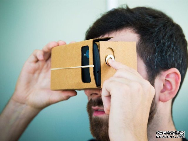 VR设备销量王者诞生！它一年出货1000万 