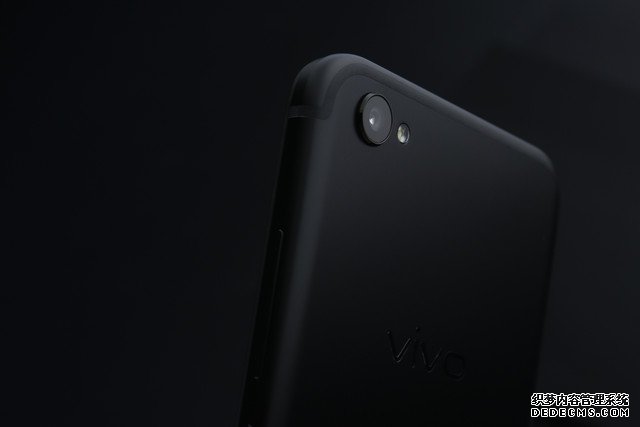 黑色手机中的新贵 vivo X9磨砂黑配色今日开启预售 