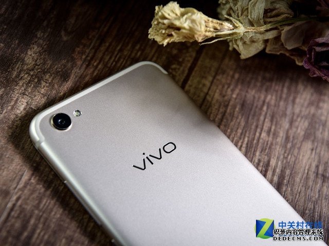 不会PS也能晒自拍 vivo X9京东热销中 