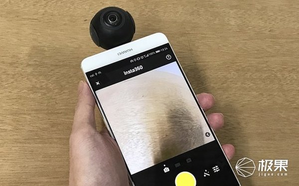 wzatv:【j2开奖】朋友圈装X神器Insta360 Air，一键拍摄全景VR