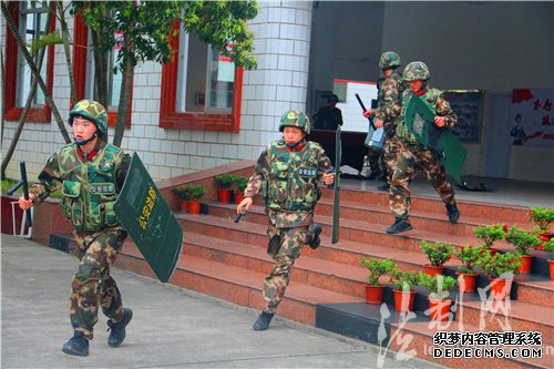 未雨绸缪抓预演 紧急拉动练精兵