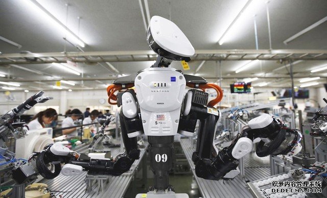 机器人将改变我们的工作形态，但并未所有人都能适应新变化