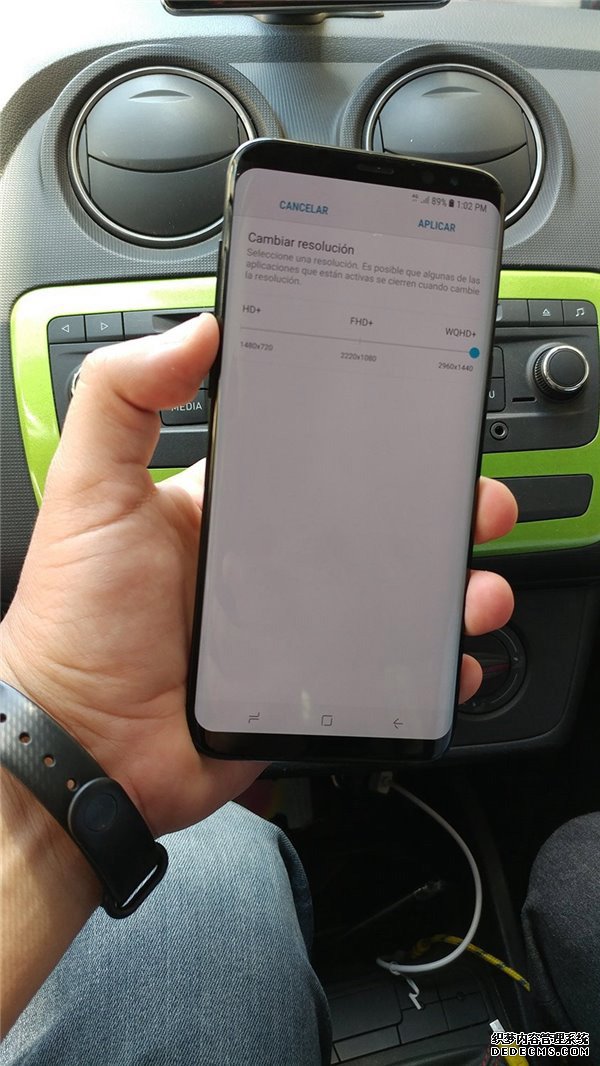 三星S8 Plus上手曝光 圆角屏幕真机更炫 