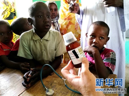 敬佑生命 传播友谊——第32批中国援苏丹医疗队举行爱心义诊