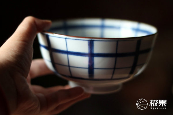 报码:【j2开奖】日本主妇都爱用的“景德瓷碗”，30多块就能搞到