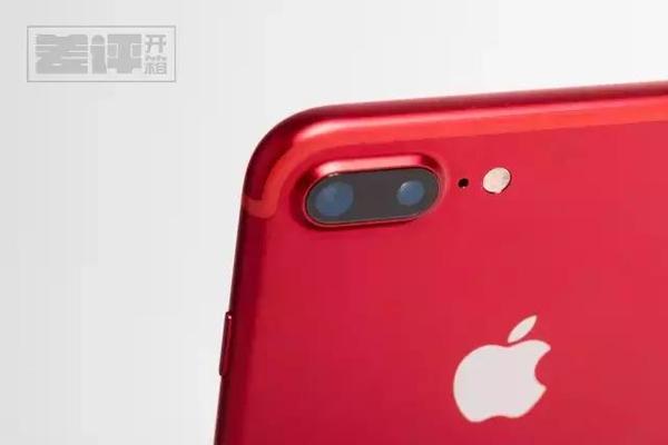 【j2开奖】苹果给差评送了台红色iPhone 7，那么上几张图吧！