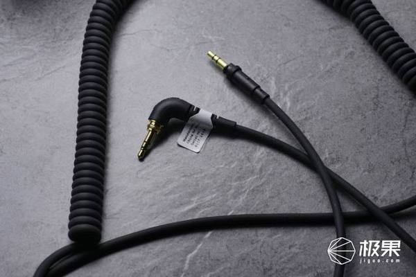 码报:【j2开奖】模块化头戴耳机体验，找到最适合你的听歌方式