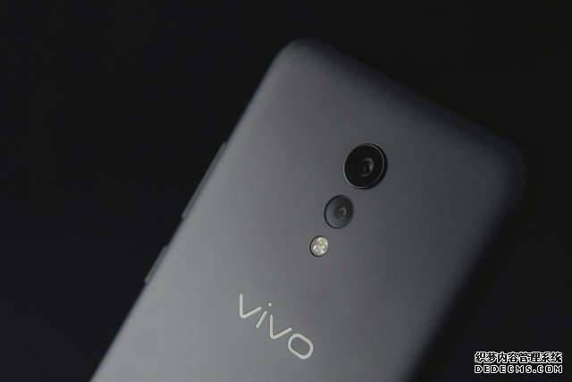 vivo 官微低调晒图，这次会有什么动作？ 