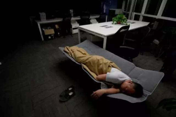 wzatv:【j2开奖】看看各大公司的睡眠舱，他们是如何在办公室优雅地补充睡眠 | 图说