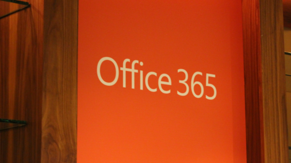 码报:【图】微软：Office 365现已有1亿个商业活跃用户