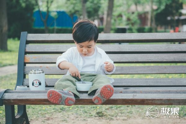 【j2开奖】视频 | 可爱呆萌的熊本熊焖烧罐，保温防漏2岁宝宝都爱