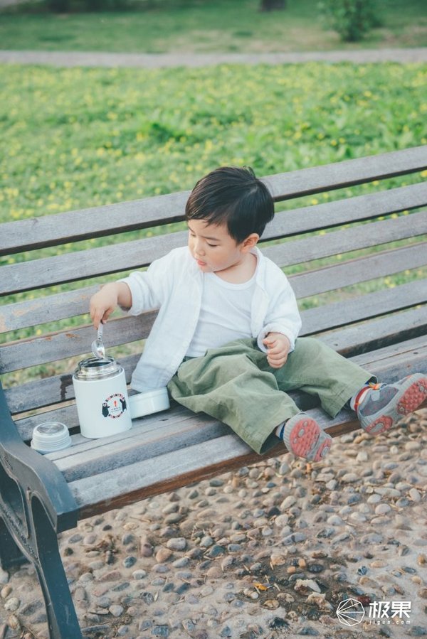 【j2开奖】视频 | 可爱呆萌的熊本熊焖烧罐，保温防漏2岁宝宝都爱