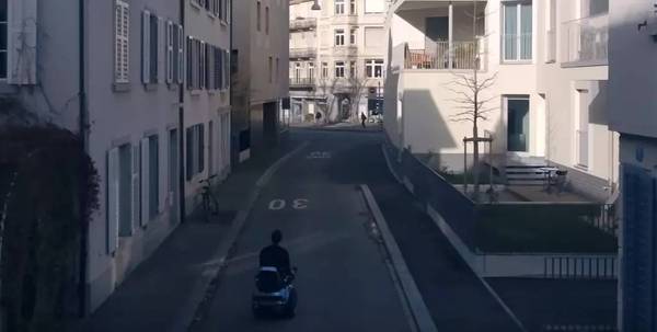 码报:【j2开奖】一台能爬楼梯的高科技轮椅，竟是出自5名瑞士大学生的「硕士论文」 | 潮科技