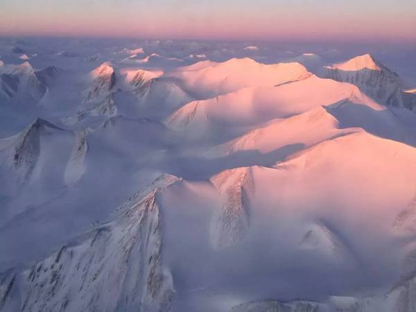 报码:【j2开奖】NASA的极地冰航空测量扩大至北极圈
