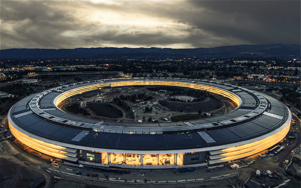 【j2开奖】告别航拍，“走”进 Apple Park，窥探乔布斯心中的世外桃源