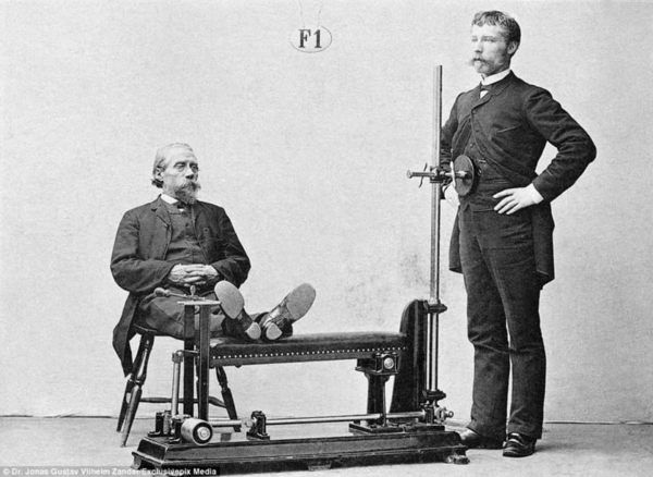 报码:【j2开奖】150多年前，健身房里的健身器材长这样…… | 图说