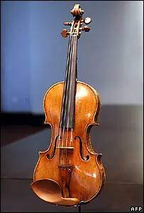 【j2开奖】天价古董小提琴真比普通琴好听吗？如果蒙上观众的眼睛呢？