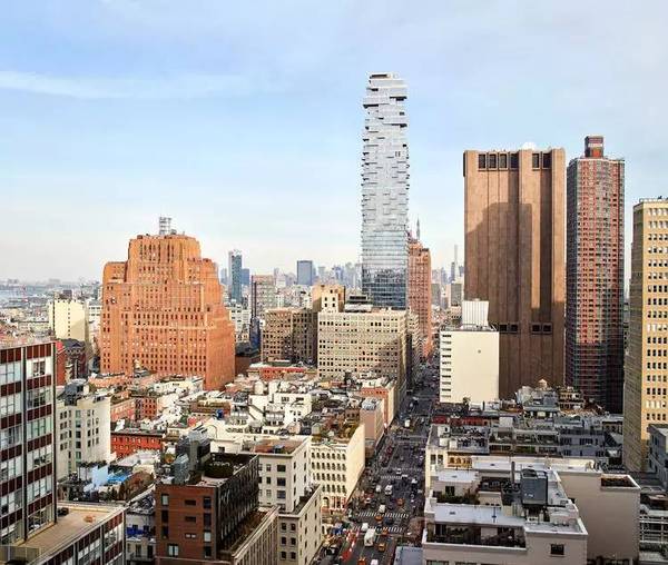 报码:【j2开奖】纽约又多了一幢豪宅楼，像是用玻璃方块搭成的积木塔