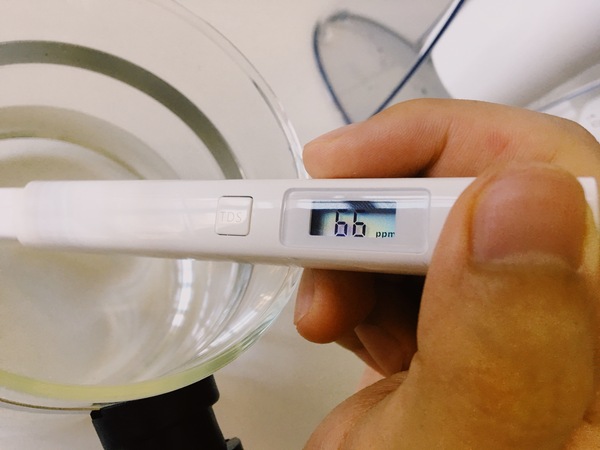 码报:【j2开奖】这个壶让你每天 8 杯水都喝得安全