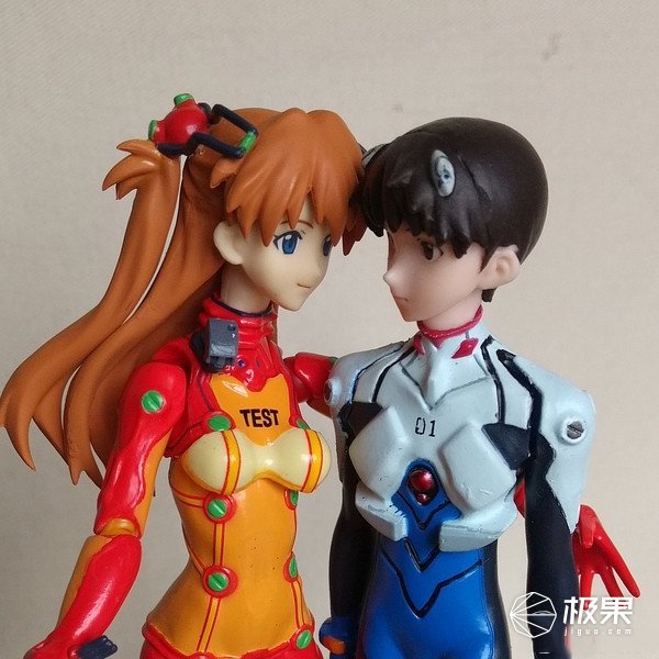 报码:【j2开奖】晒物 | 忆青春，日淘二手EVA明日香 Figma 可动手办