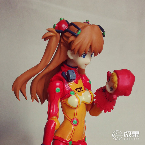 报码:【j2开奖】晒物 | 忆青春，日淘二手EVA明日香 Figma 可动手办