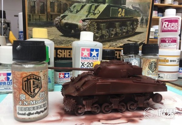 wzatv:【j2开奖】二战打虎利器，谢尔曼“萤火虫”中型坦克模型拼装 | 视频