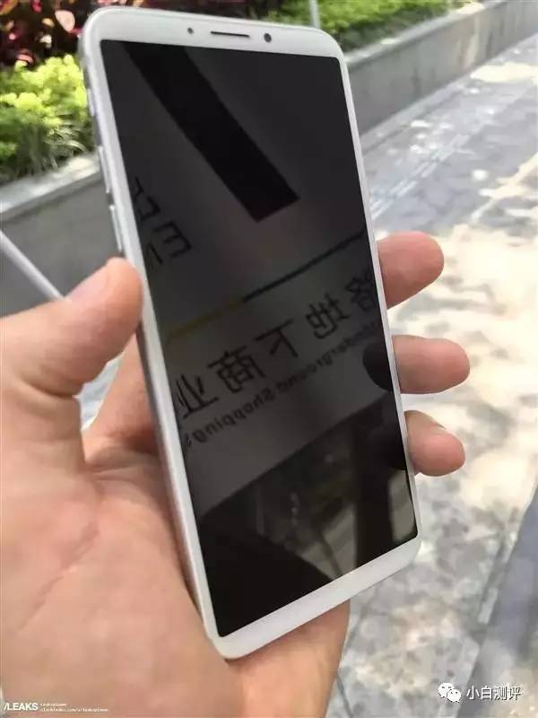 【搞事】iPhone8上市？华强北再亮实力 3299元R11竟