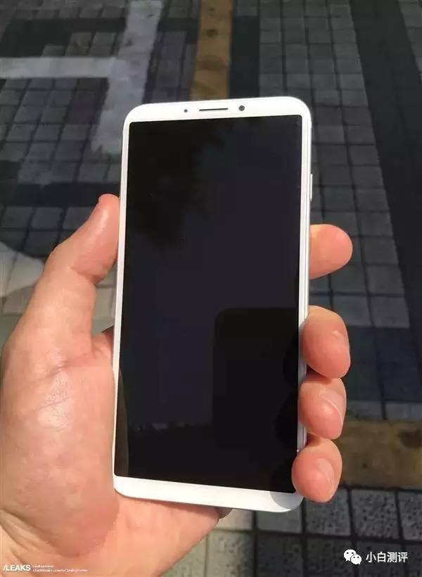 【搞事】iPhone8上市？华强北再亮实力 3299元R11竟