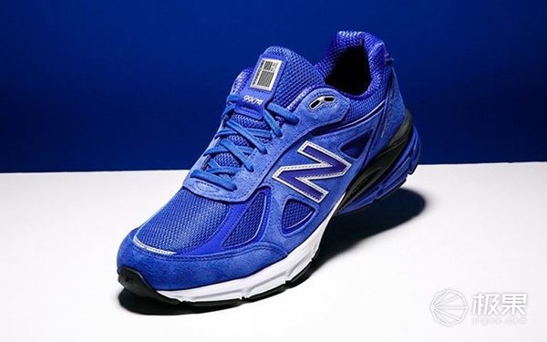 码报:NewBalance 990新配色，纯正总统慢跑鞋再更新