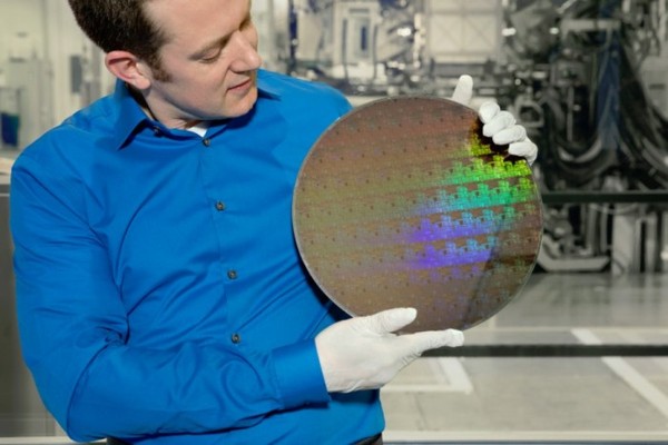 码报:IBM 与三星联合研发全球首款 5nm 芯片