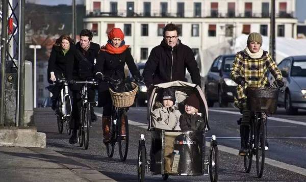 哥本哈根现在有 26.57 万辆自行车，超过了汽车数