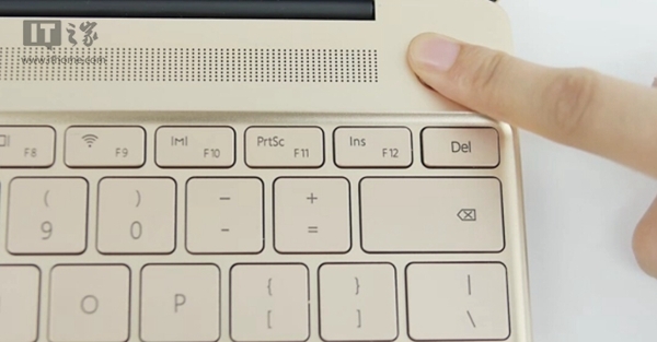 报码:华为MateBook X笔记本开箱：电源键指纹识别二合一