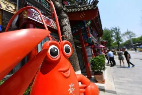 wzatv:为什么中国人都爱吃小龙虾？资本、互联网、外