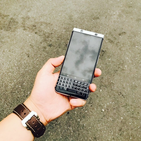 报码:BlackBerry Keyone：一个黑莓用户最后的忠诚