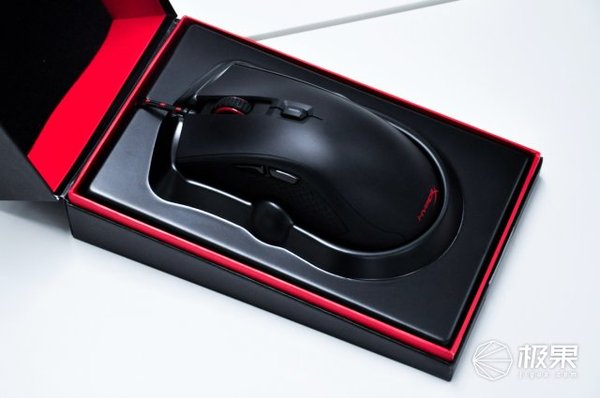 wzatv:为游戏而生！HyperX Pulsefire电竞鼠标套装体验