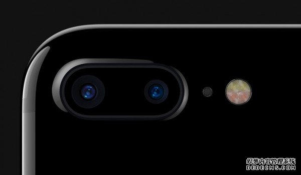 苹果双摄“进化”：双光学图像稳定系统 