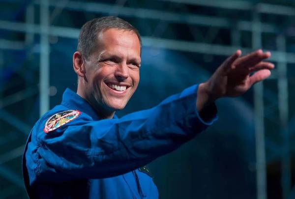 报码:收到一份NASA宇航员候选人的录取通知书